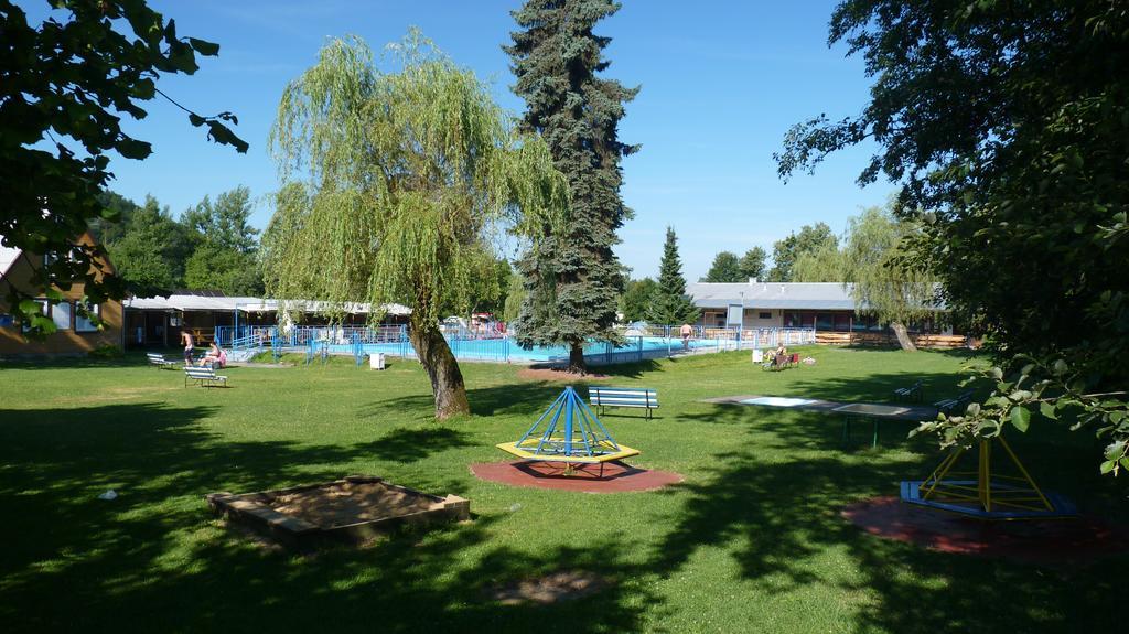 Camping Roznov Roznov pod Radhostem Exterior photo